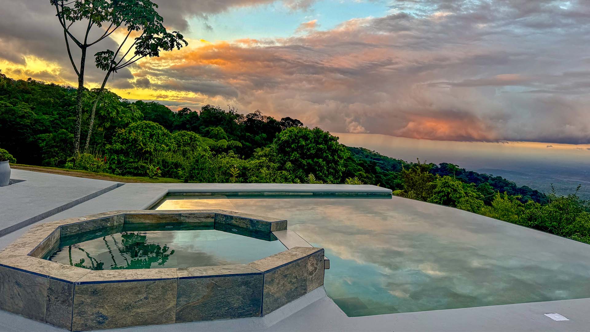 Finca 360º Pool